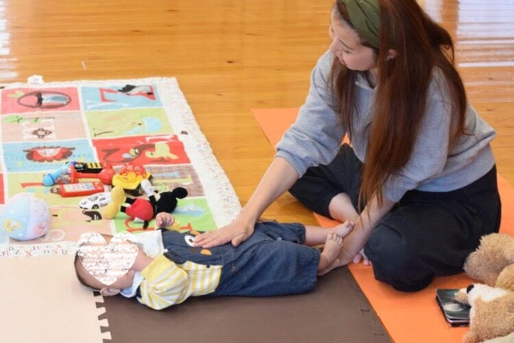 英語でベビーヨガ Npo法人ホッピング