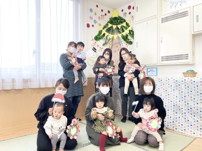 クリスマスリースを作ろう～１歳児さん以上集まれ～(ドレミひろば）